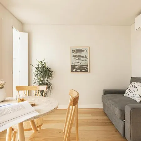 Cozy Alfama Apartament