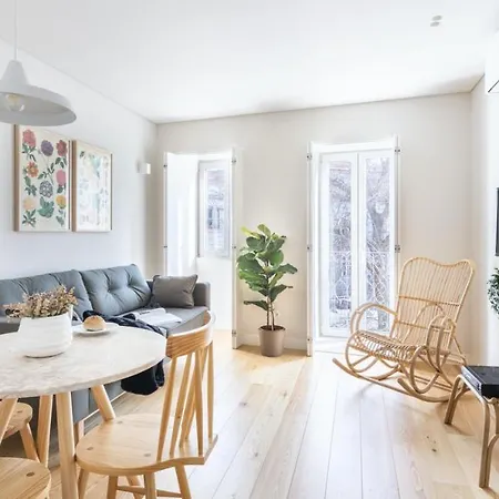 Cozy Alfama Apartament