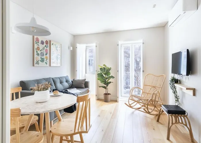 Cozy Alfama Apartament